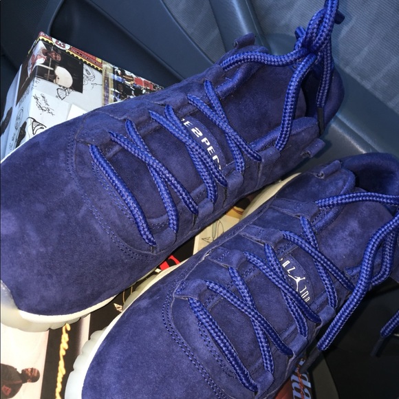 Air Jordan 11 low “Derek Jeter”AKA RE2PECT - Picture 2 of 5